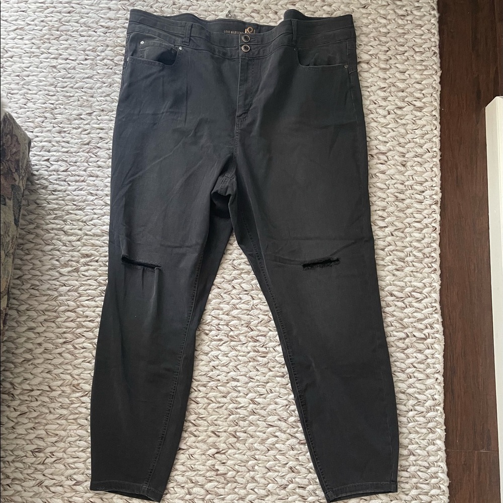 AdditionElle Love & Legend Distressed Skinny Jean